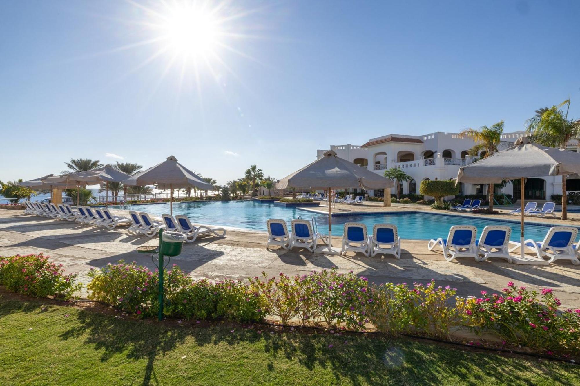 Hotel Continental Plaza 4*