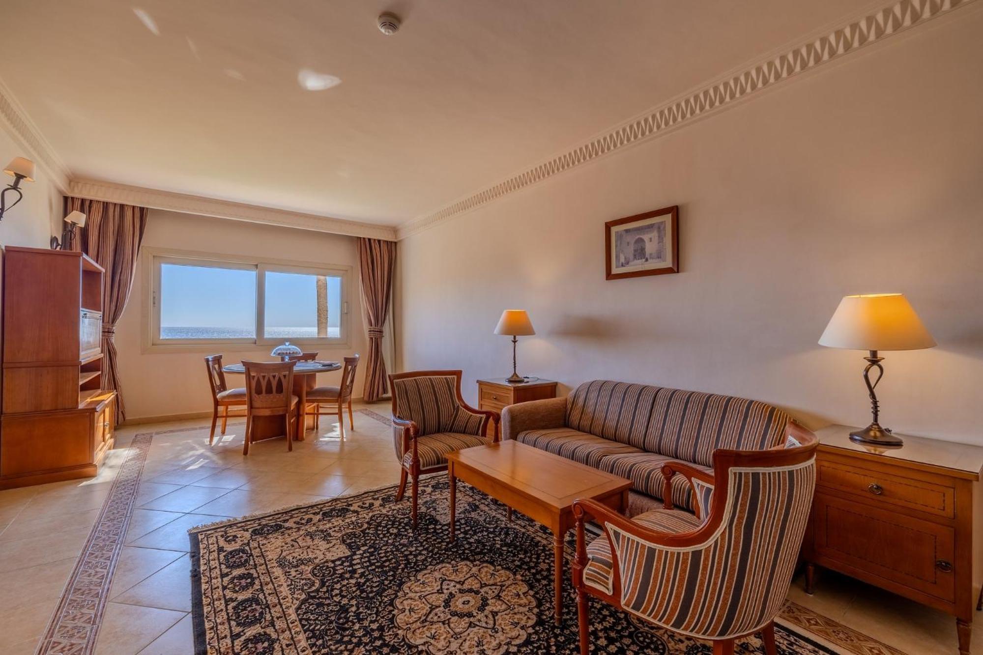 Continental Plaza Hotel